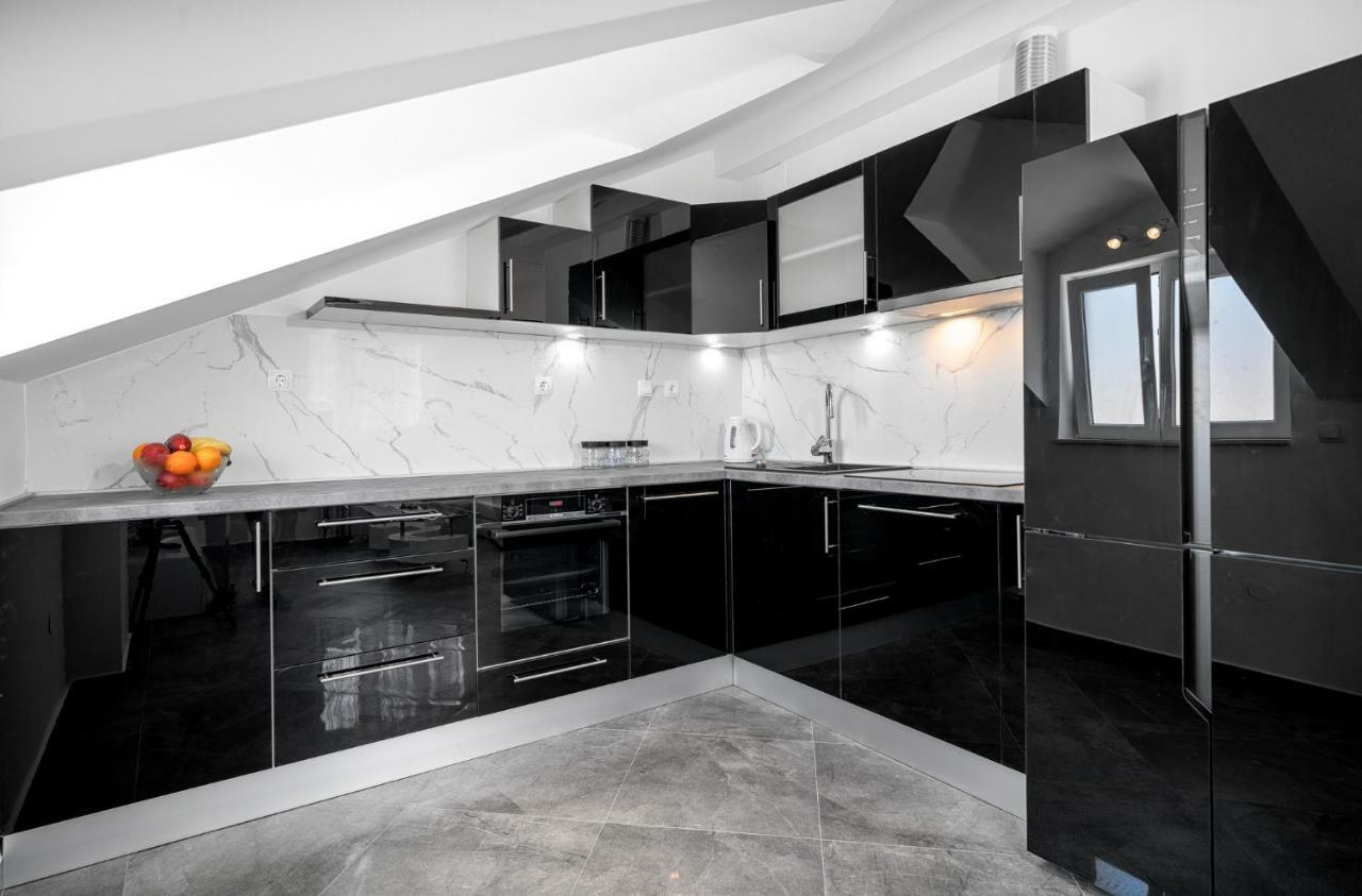 וודיצה Apartments Lipic מראה חיצוני תמונה